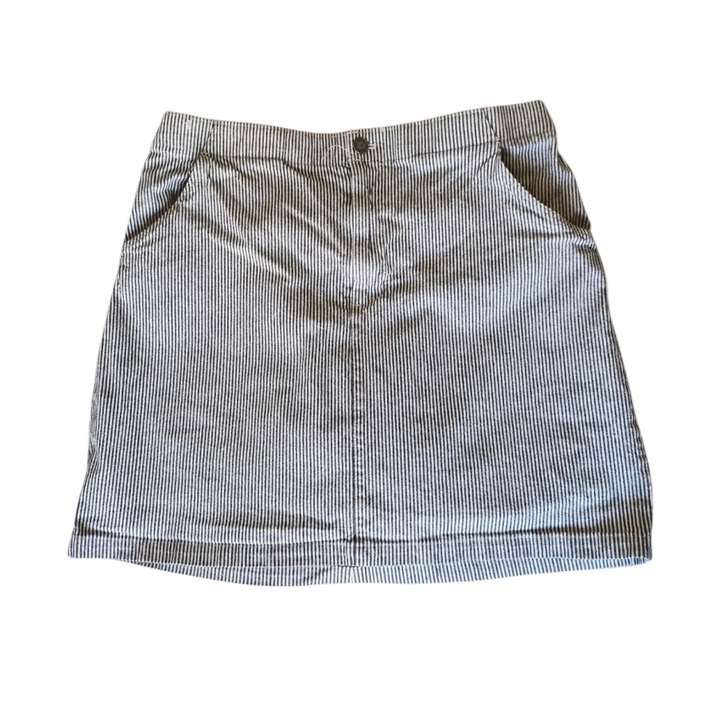 Hollister Black & White Seersucker Mini Skirt
